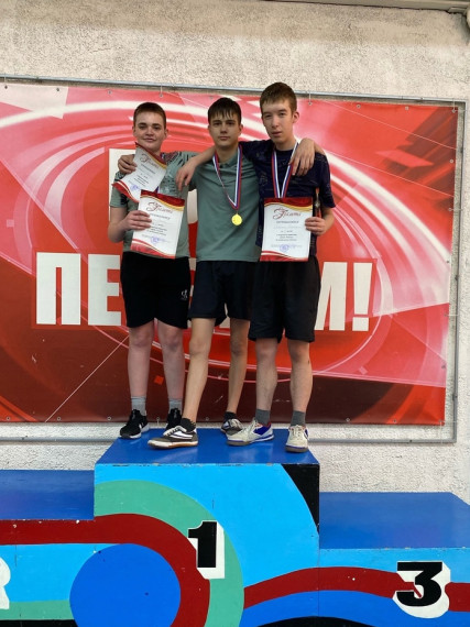 Юные спортсмены из Ачинского района приняли участие в первенстве г. Ачинска по настольному теннису.